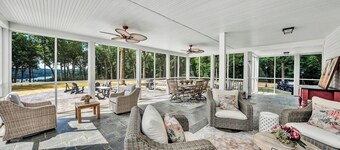 Milan Manor - Smith Mountain Lake