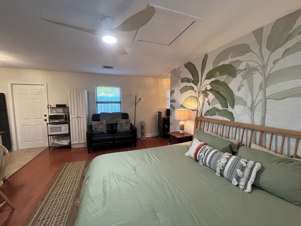 1 bedroom, desk, iron/ironing board, free WiFi