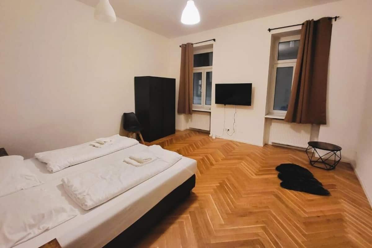 1 habitación, sistema de insonorización y wifi gratis