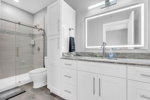 Towels - Amazing Loft overlook Overlooking DT Port Huron! (Port Huron)