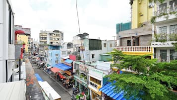 华丽三人房, 私人浴室, 城市景观 | 街景