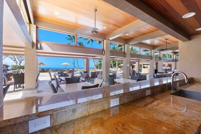 Wailea Elua 702 - Beautifully Renovated, Stunning Ocean Views, Central AC, Wi-Fi