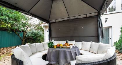 Villa/disney-paris-6chambres-6 Sdb-piscine-clim-ac