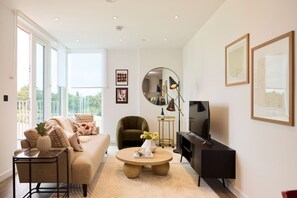 Apartment - The Tottenham Wonder - Pleasing 2bdr Flat With Balcony (London)