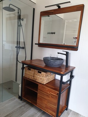 Towels, toilet paper - STUDIO ESPRIT VACANCES (Monteux)