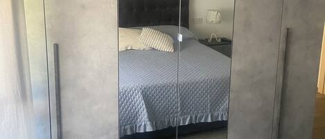 1 sovrum, strykjärn/strykbräda, wi-fi och sängkläder