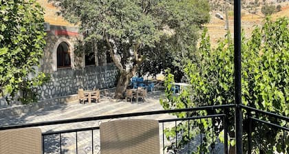 Çeşme Butik Otel Restaurant Cafe