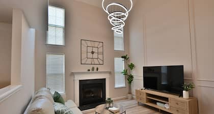 Spacious Renovated 3-bedroom with WiFi and AC in tranquil Greensboro