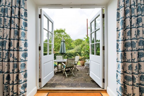 Coach House Wellbeing Retreat