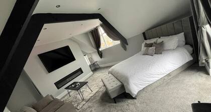 Walesby Apartment Retreat