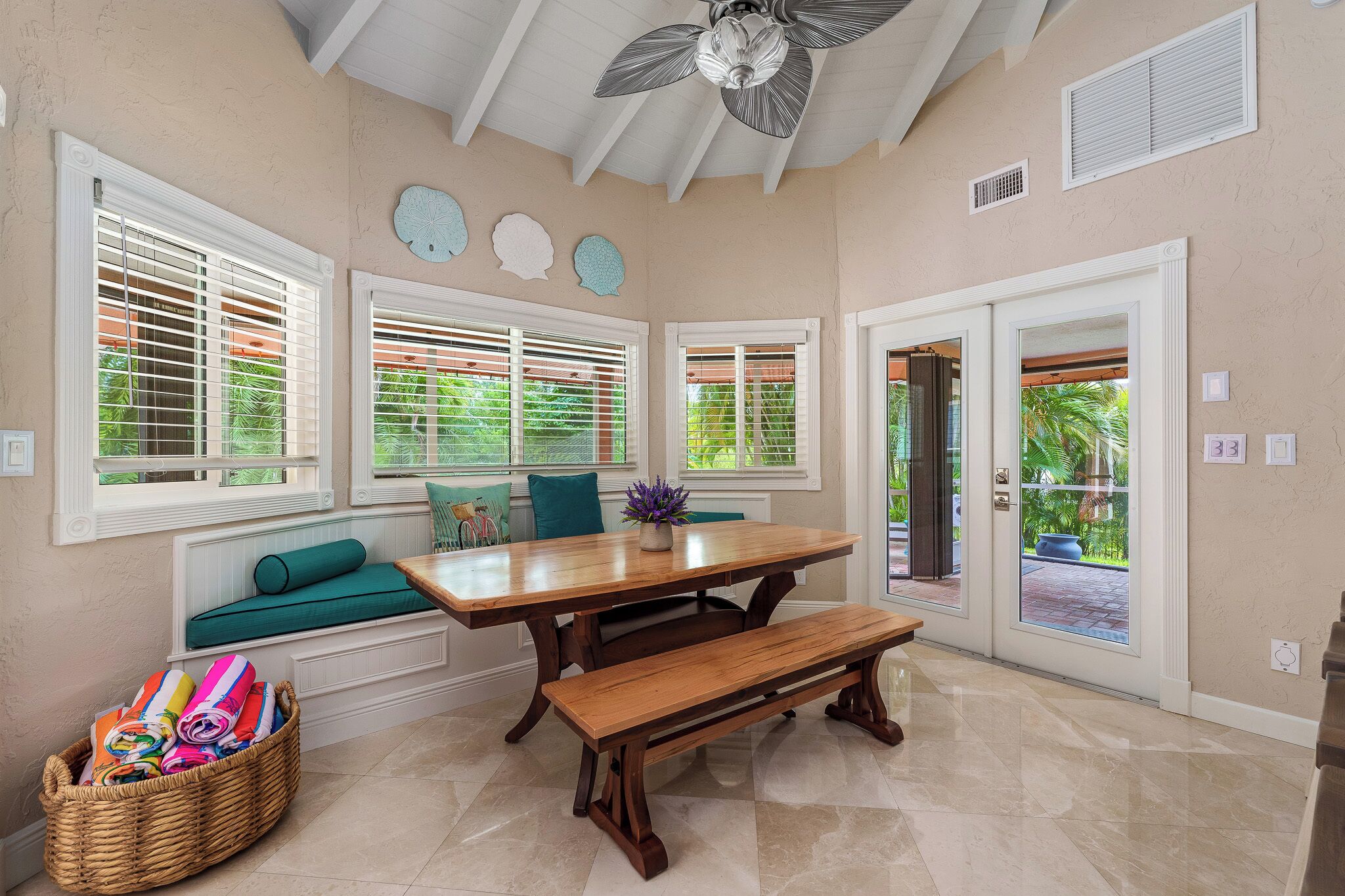 تناول الطعام