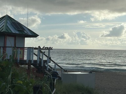 Charming studio Near Downtown Delray Beach, Florida.