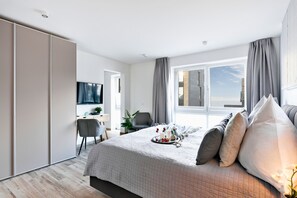 3 bedrooms, iron/ironing board, free WiFi - "Sky 65" - Exclusive penthouse with sauna & sea view at Ostsee Resort Olpenitz (Ostseeresort Olpenitz)