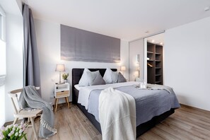 3 habitaciones, tabla de planchar con plancha y wifi gratis