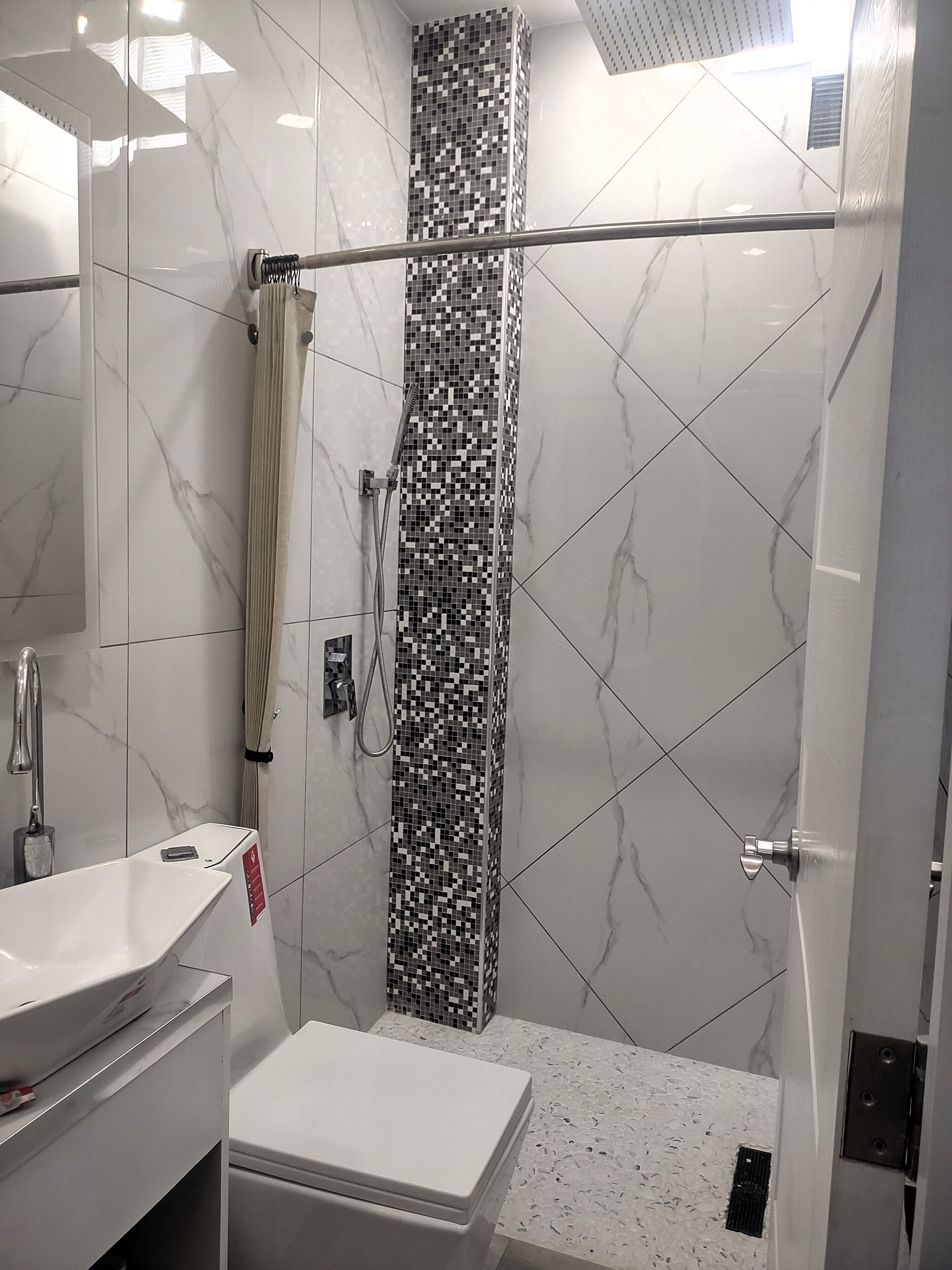 Towels, toilet paper