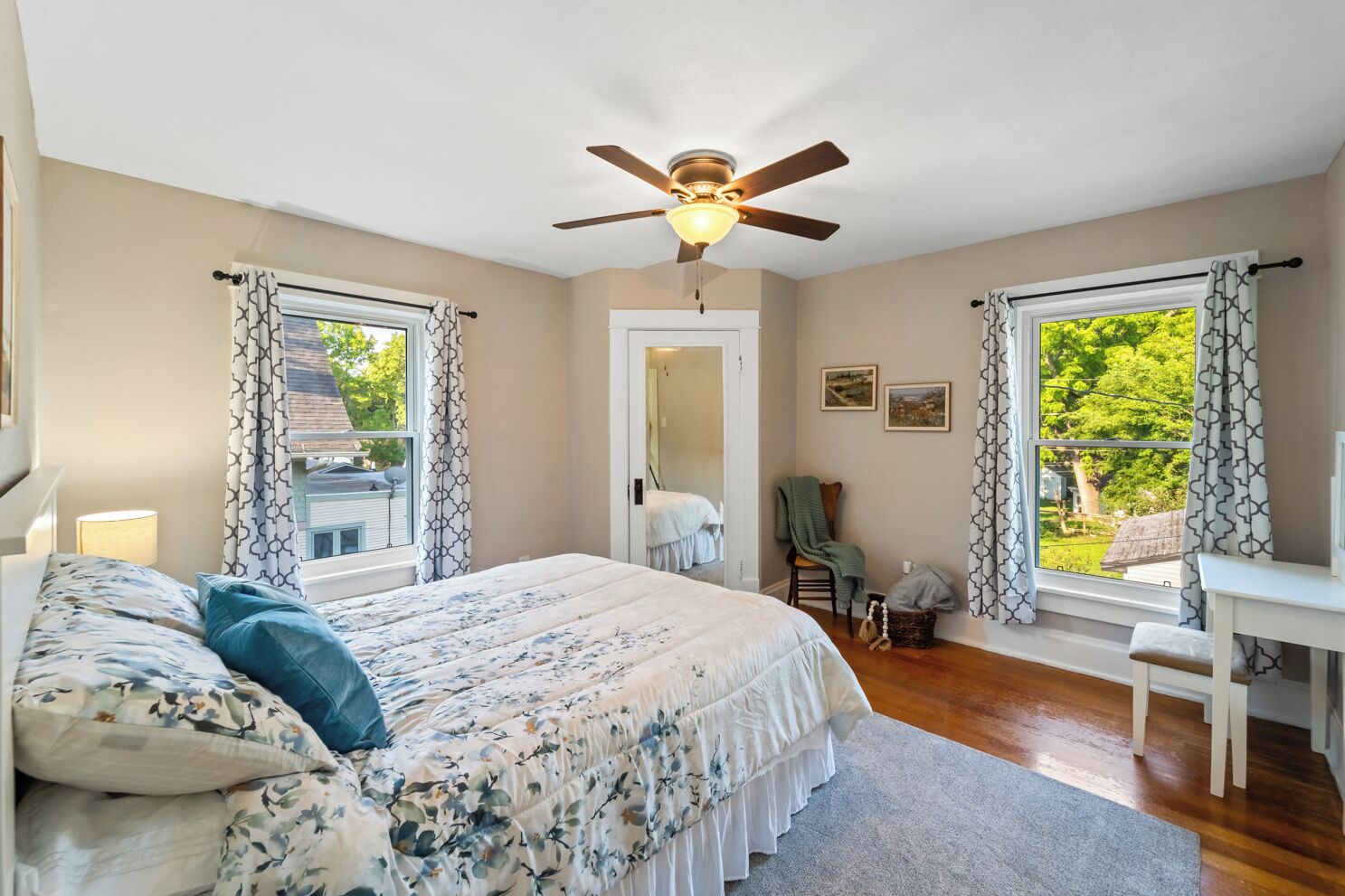 4 sovrum, strykjärn/strykbräda, gratis wi-fi och sängkläder