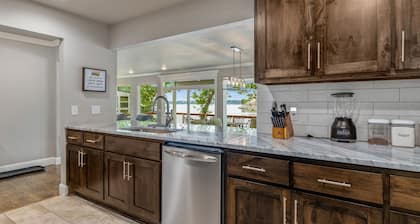 Discover the Ultimate Lakefront Oasis, Grand Point Escape, Dock, Sleeps 14