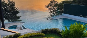 G Boutique Hotel At San Andrés Petén