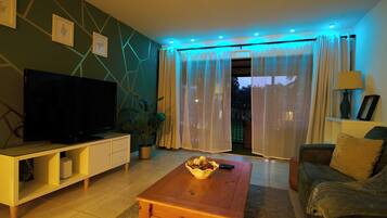 Smart TV, books