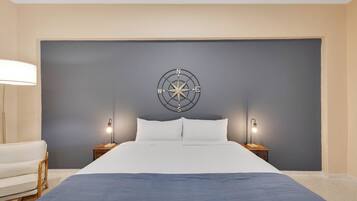 Comfort Studio, Non Smoking, Kitchen | Laptop workspace, soundproofing, free WiFi, bed sheets