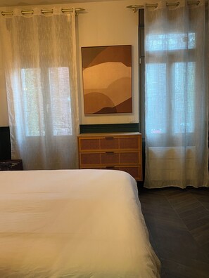 1 chambre, fer et planche Ă repasser, Wi-Fi, literie fournie