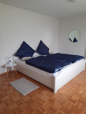 3 Schlafzimmer, Bügeleisen/Bügelbrett, kostenloses WLAN, Bettwäsche