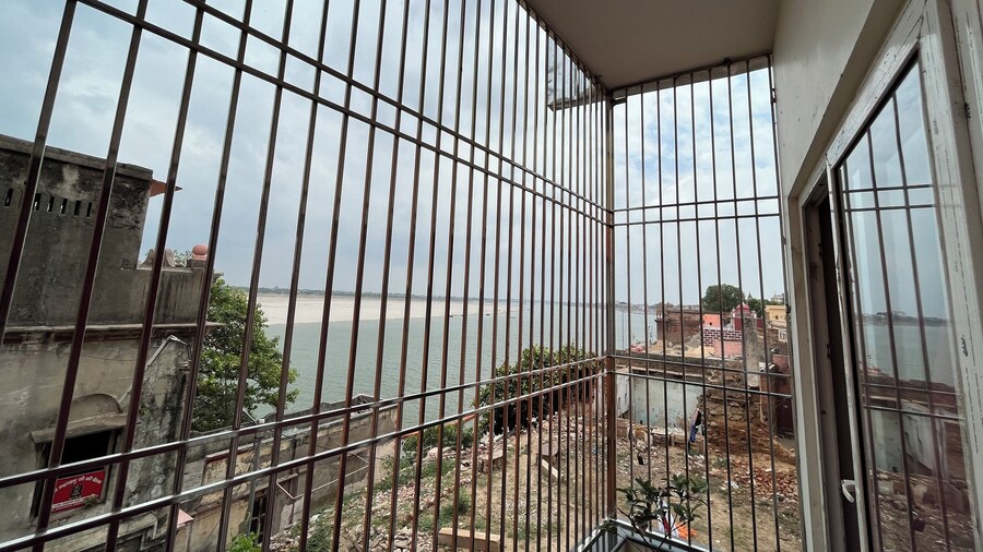 Hotel Royal Shantii Inn