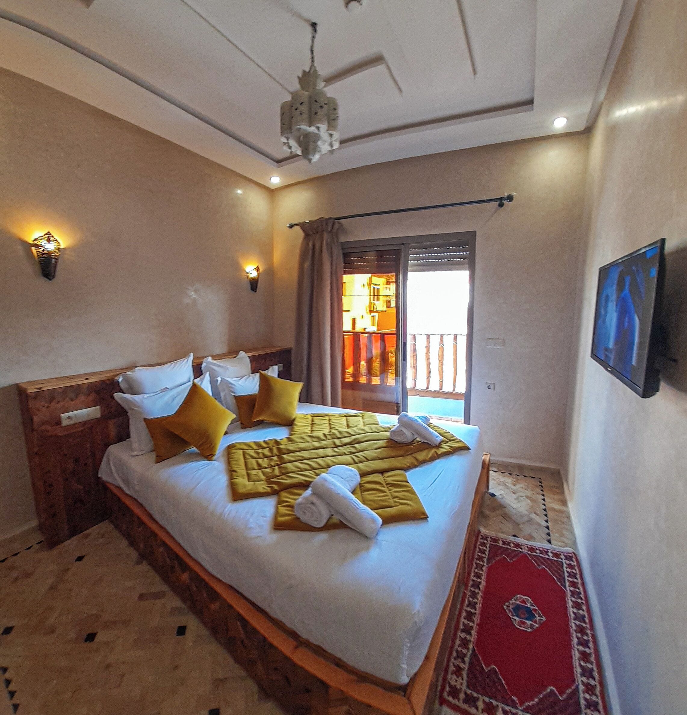 Deluxe Double Room, City View | Premium bedding, in-room safe, soundproofing, free WiFi