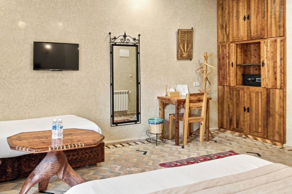 Luxury Double Room, Balcony, Pool View