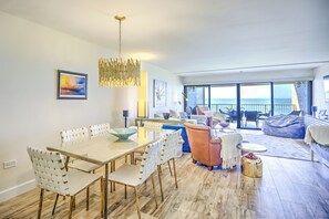 Dining - Oceanfront Boho Chic Townhouse (Key Colony Beach)