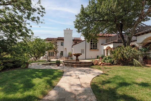 Exterior - Cabana Grande at El Sueño (Oklahoma City)