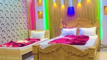 Sistema de insonorización, tabla de planchar con plancha y wifi gratis