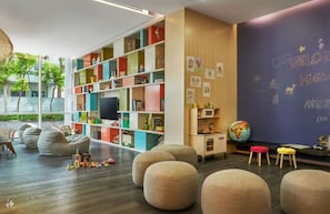 Children’s area - Five Palm Jumeirah 2 bedrooms apartment (Dubai)