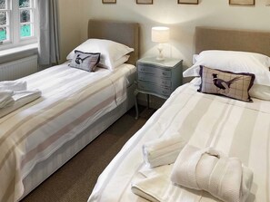 2 bedrooms, free WiFi, bed sheets