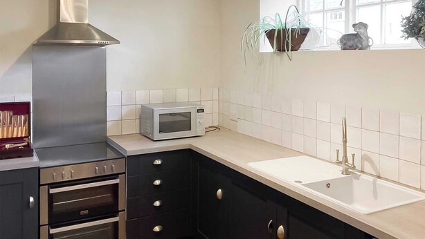 Private kitchen - The Library - UK46649 (Crickhowell)