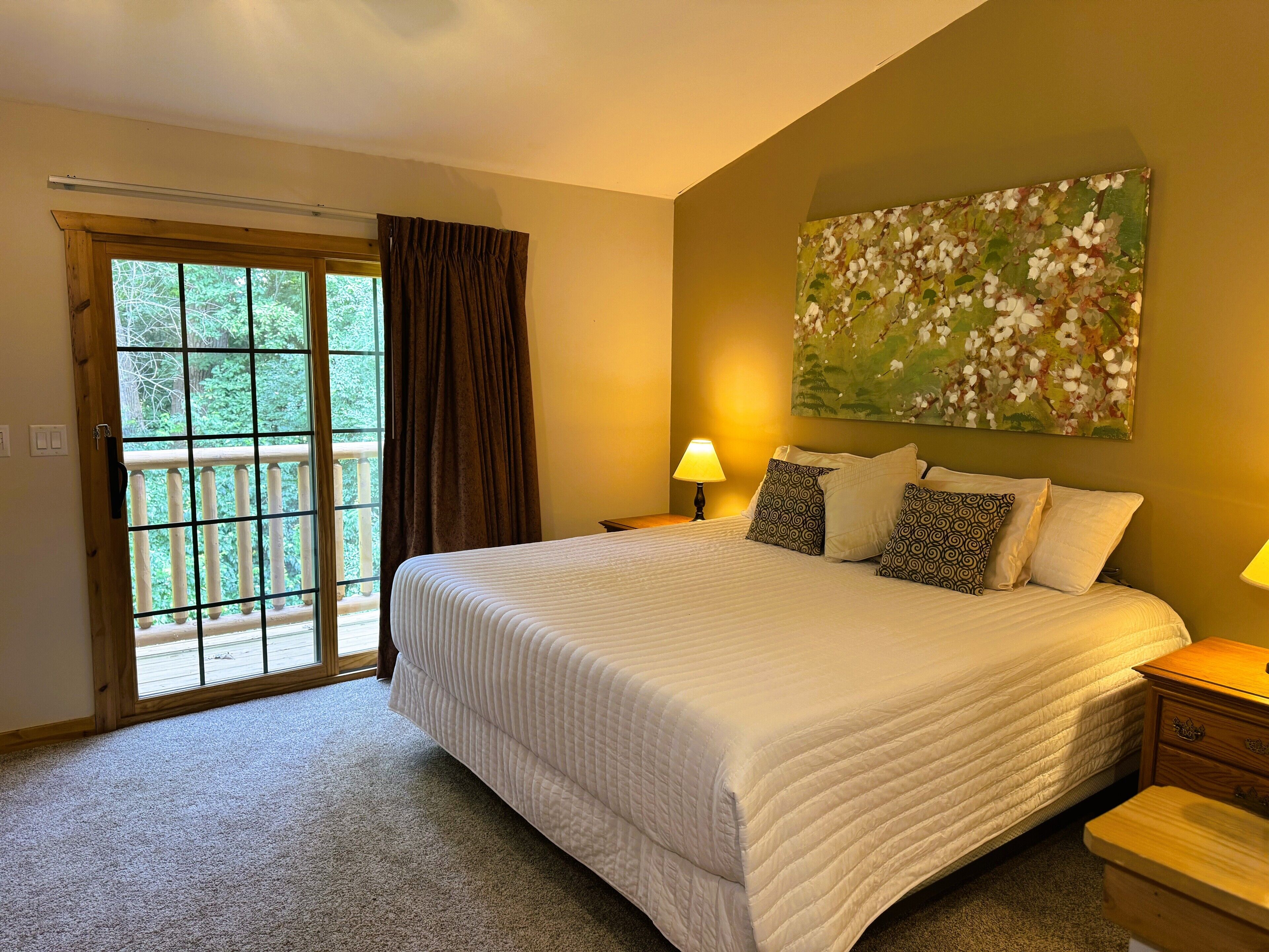 2 室のベッドルーム、デスク、アイロン / アイロン台、WiFi (無料)