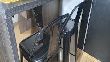 Desk, laptop workspace, free WiFi