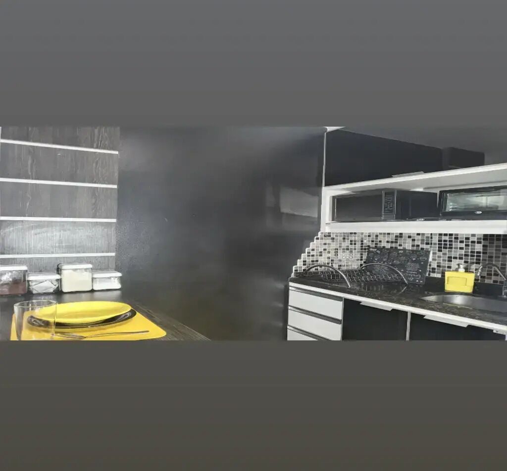 Escritorio, espacio para trabajar con un portátil, wifi gratis