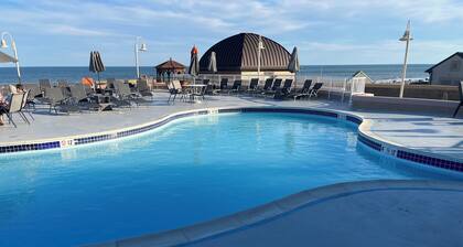 Cozy condo with fitness room, WiFi in lovely Atlantic City