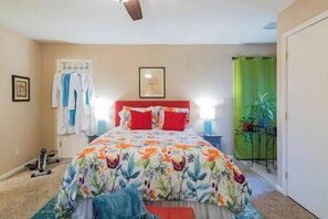 1 bedroom, iron/ironing board, travel cot, WiFi