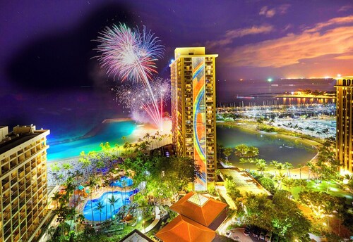 Private studio partial ocean/city view, no resort or cleaning fee, with parking!