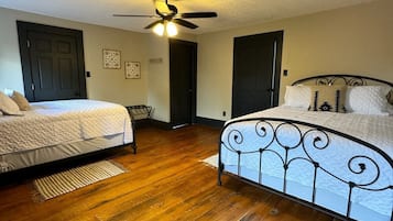 3 bedrooms, WiFi, bed sheets
