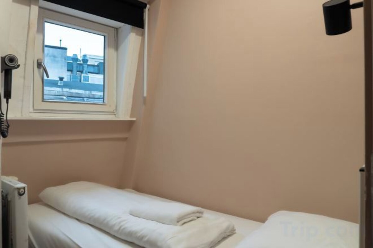 Soundproofing, iron/ironing board (on request), WiFi (free), bed sheets