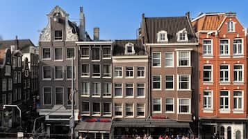 Habitación doble urbana | Insonorización, tabla de planchar con plancha y wifi gratis