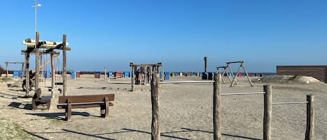 Chaises longues