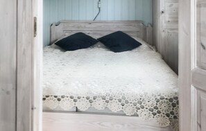4 bedrooms
