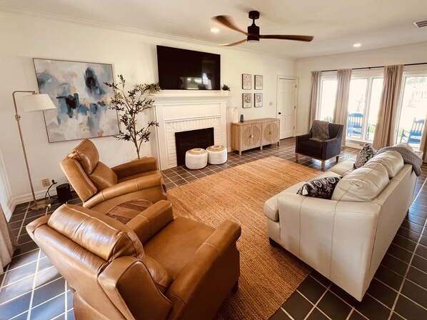 Smart TV, fireplace, books