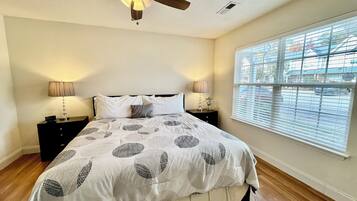 2 bedrooms, desk, iron/ironing board, travel crib
