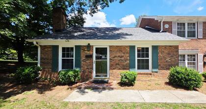 2-bedroom vacation home just 5 minutes from Greensboro Science center
