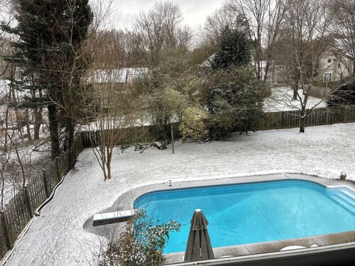 2-bedroom vacation home just 5 minutes from Greensboro Science center